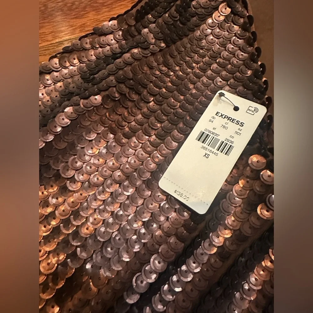 🆕 Express Copper Sequin Mini Dress. Size XS. NWT. 🤎 - Picture 15 of 16